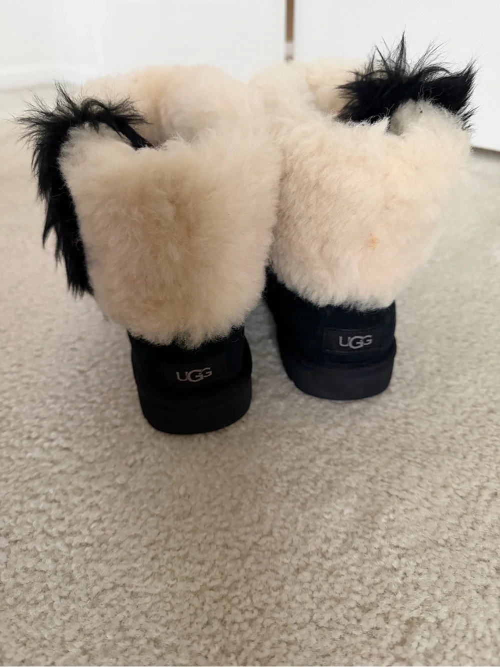 Black Suede UGG Ivory Sheepskin Cuffed Mid Calf Boots US 9
